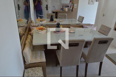 Apartamento à venda com 58m², 2 quartos e 1 vagaSala 