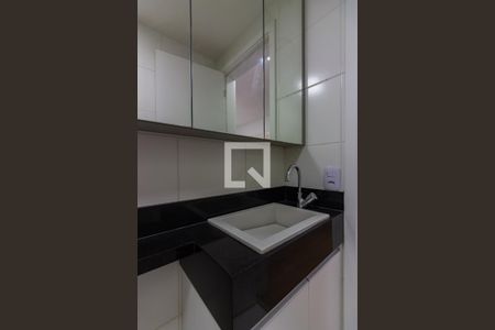 Apartamento para alugar com 38m², 2 quartos e 1 vagaBanheiro 
