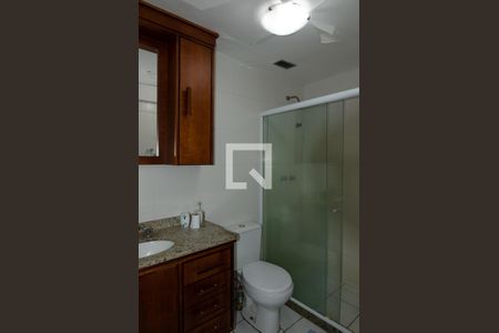 Apartamento à venda com 99m², 2 quartos e 1 vagaBanheiro 