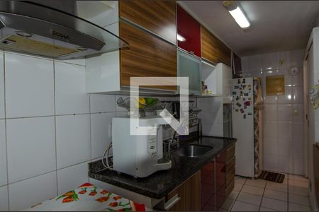 Apartamento à venda com 99m², 2 quartos e 1 vagaCozinha e área de serviço