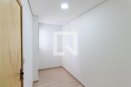 Quarto 1 de apartamento para alugar com 2 quartos, 52m² em Vila Paranagua, São Paulo