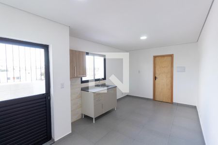 Sala/Cozinha de apartamento para alugar com 2 quartos, 52m² em Vila Paranagua, São Paulo
