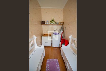 Casa à venda com 210m², 4 quartos e 5 vagasarea de serviço