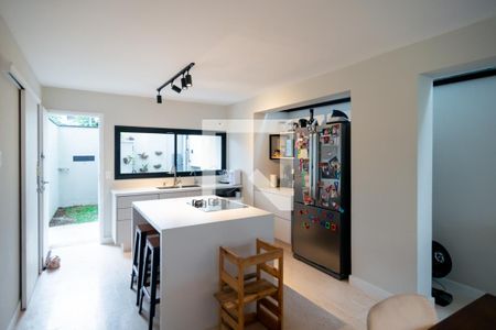 Sala / Cozinha de casa para alugar com 4 quartos, 210m² em Brooklin Paulista, São Paulo