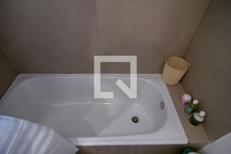 Casa para alugar com 210m², 4 quartos e 2 vagasBanheiro Quarto 4 - Suíte