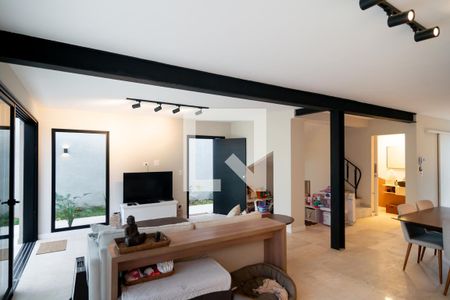 Sala de casa para alugar com 4 quartos, 210m² em Brooklin Paulista, São Paulo