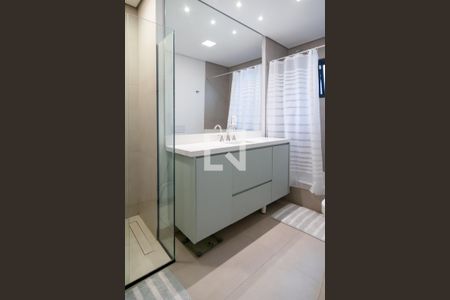 Casa para alugar com 210m², 4 quartos e 2 vagasBanheiro Quarto 4 - Suíte