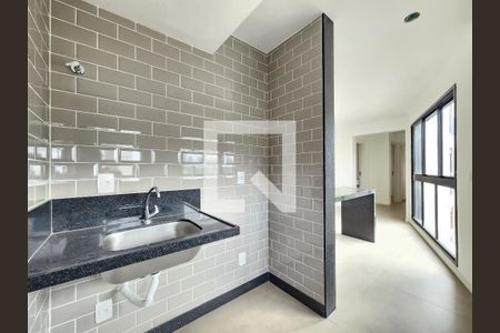 Apartamento à venda com 63m², 2 quartos e 2 vagasÁrea de Serviço- cozinha