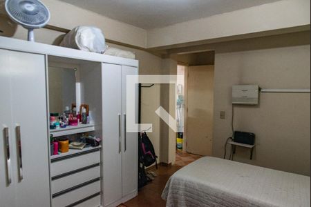 Casa à venda com 700m², 4 quartos e 5 vagasQuarto de serviço