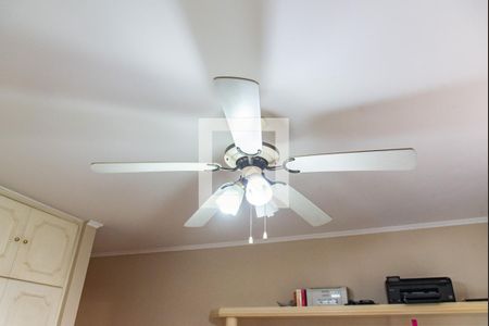 Casa à venda com 700m², 4 quartos e 5 vagasVentilador