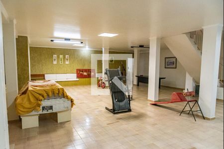 Casa à venda com 700m², 4 quartos e 5 vagasSalão