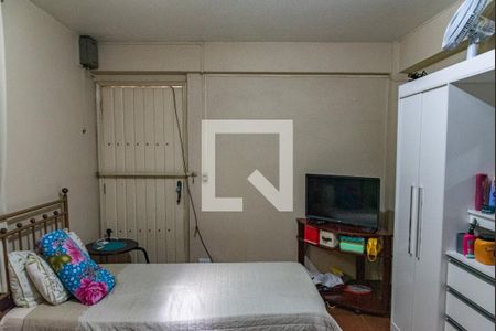 Casa à venda com 700m², 4 quartos e 5 vagasQuarto de serviço