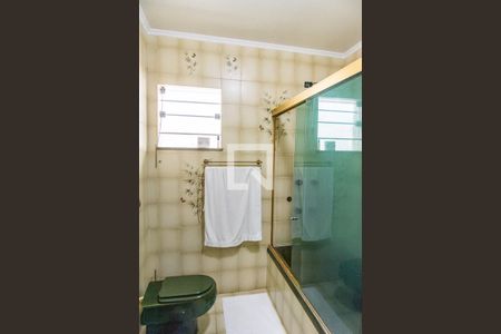 Casa à venda com 700m², 4 quartos e 5 vagasBanheiro da suíte 3