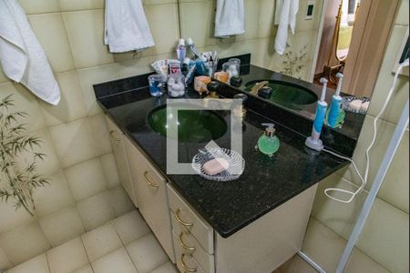 Casa à venda com 700m², 4 quartos e 5 vagasBanheiro da suíte 3