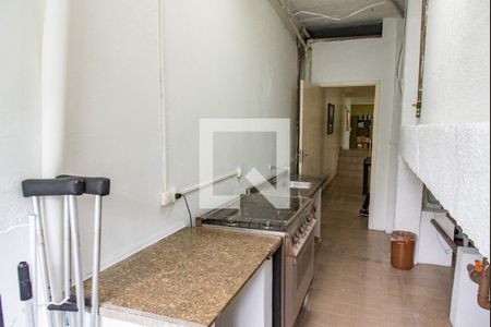 Casa à venda com 700m², 4 quartos e 5 vagasSala bomba piscina