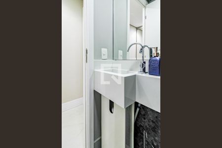 Apartamento para alugar com 54m², 2 quartos e 1 vagaLavabo