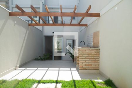 Casa à venda com 180m², 3 quartos e 2 vagasQuintal