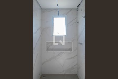 Casa à venda com 180m², 3 quartos e 2 vagasBanheiro quarto 1