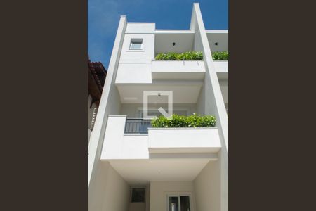 Casa à venda com 180m², 3 quartos e 2 vagasFachada interna