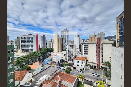 Apartamento à venda com 78m², 3 quartos e 2 vagas Apartamento à venda com 78m², 3 quartos e 2 vagasVista da Suíte