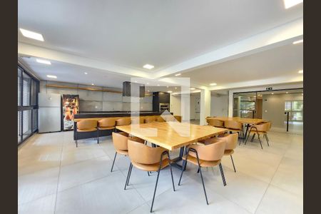 Apartamento à venda com 167m², 2 quartos e 2 vagasSalão de festas