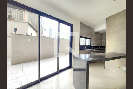 Apartamento à venda com 167m², 2 quartos e 2 vagasCozinha