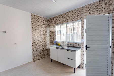 Cozinha de casa para alugar com 1 quarto, 50m² em Vila Vera, São Paulo