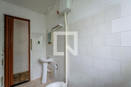 Banheiro de casa à venda com 1 quarto, 100m² em Camaquã, Porto Alegre