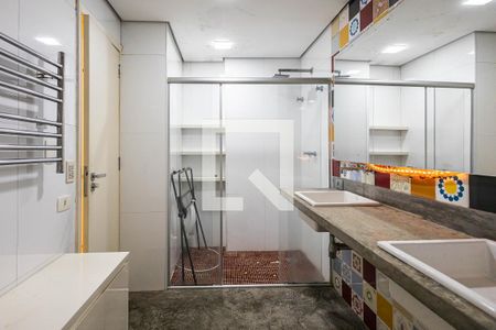 Apartamento à venda com 147m², 2 quartos e 1 vagaBanheiro da Suíte