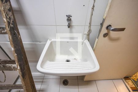 Apartamento à venda com 147m², 2 quartos e 1 vagaÁrea de Serviço