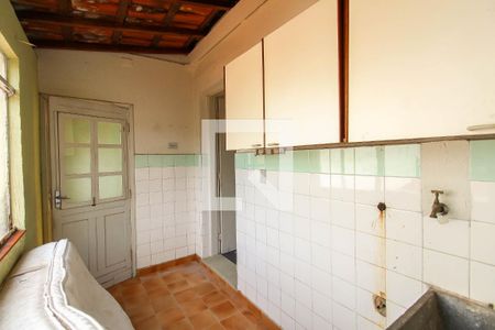 Casa à venda com 170m², 2 quartos e 2 vagas Casa à venda com 170m², 2 quartos e 2 vagasÁrea de Serviço