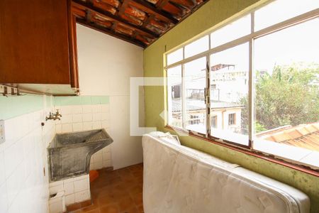 Casa à venda com 170m², 2 quartos e 2 vagas Casa à venda com 170m², 2 quartos e 2 vagasÁrea de Serviço