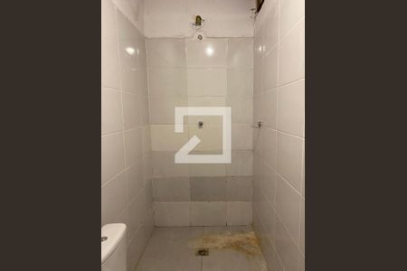 Casa para alugar com 180m², 4 quartos e sem vagaBanheiro