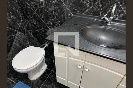 Casa para alugar com 180m², 4 quartos e sem vagaBanheiro da Suíte