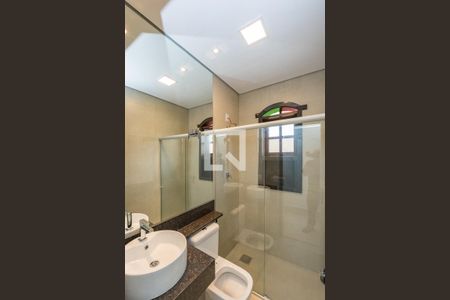 Banheiro Social 1 de casa para alugar com 4 quartos, 280m² em Jardim Canada, Nova Lima