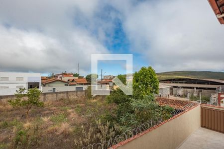 Casa à venda com 280m², 4 quartos e 6 vagas Casa à venda com 280m², 4 quartos e 6 vagasQuarto 3