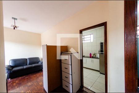 Sala 2 de casa para alugar com 6 quartos, 360m² em Dom Bosco, Belo Horizonte