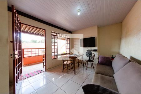 Sala de casa para alugar com 6 quartos, 360m² em Dom Bosco, Belo Horizonte