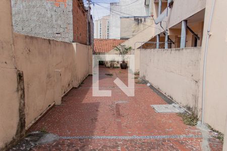 Casa para alugar com 100m², 2 quartos e 1 vagaQuintal compartilhado