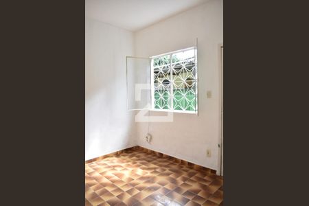 Sala de casa para alugar com 1 quarto, 50m² em Campo Grande, Rio de Janeiro