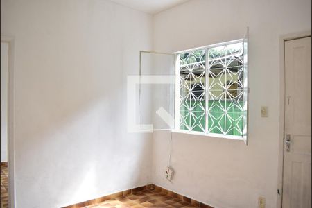 Sala de casa para alugar com 1 quarto, 50m² em Campo Grande, Rio de Janeiro