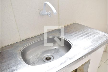 Casa para alugar com 50m², 1 quarto e sem vagaPia