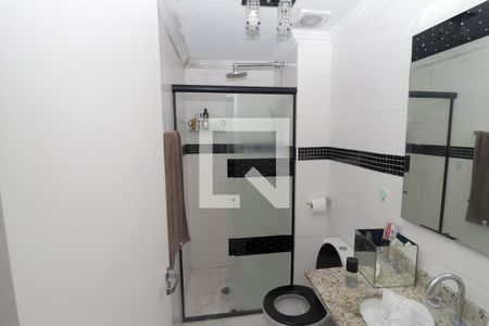 Apartamento à venda com 105m², 2 quartos e 2 vagas Apartamento à venda com 105m², 2 quartos e 2 vagasBanheiro da Suíte 2