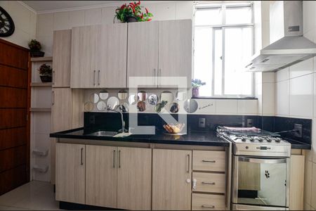 Apartamento à venda com 70m², 2 quartos e 1 vaga Apartamento à venda com 70m², 2 quartos e 1 vagaCozinha