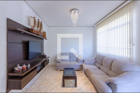 Sala de casa à venda com 3 quartos, 160m² em Itapoã, Belo Horizonte