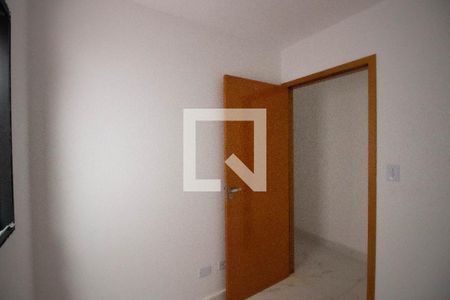 Quarto  de kitnet/studio para alugar com 2 quartos, 30m² em Vila Campanela, São Paulo