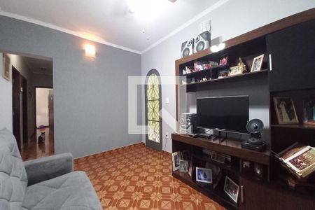 Sala  de casa para alugar com 5 quartos, 148m² em Jardim São Vicente, Campinas