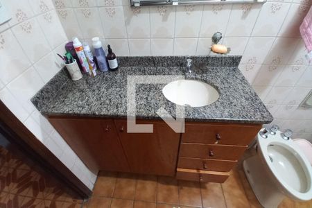 Casa para alugar com 148m², 5 quartos e 5 vagasDetalhe do banheiro