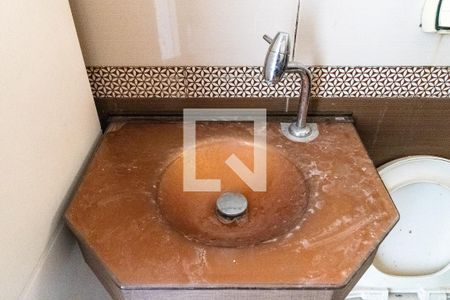 Casa à venda com 140m², 2 quartos e 3 vagas Casa à venda com 140m², 2 quartos e 3 vagasBanheiro