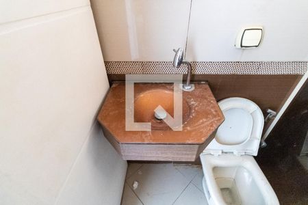 Casa à venda com 140m², 2 quartos e 3 vagas Casa à venda com 140m², 2 quartos e 3 vagasBanheiro
